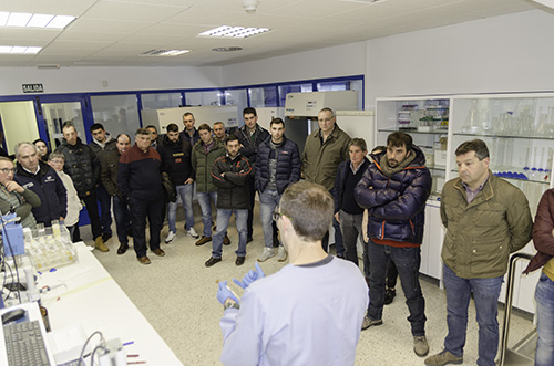 VISITA AFRICOR LUGO A XENETICA FONTAO